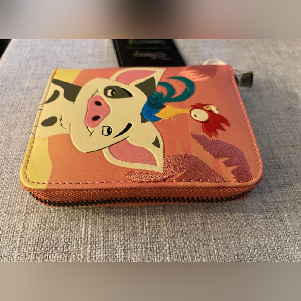 Loungefly Disney Moana Pua & Hei Hei Sunset Wallet - Picture 3 of 12